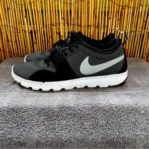Nike SB Trainerendor Size 12 Black/Metallic Silver🔥🔥🔥